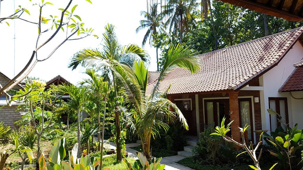 Enak Bungalow アメッド エクステリア 写真
